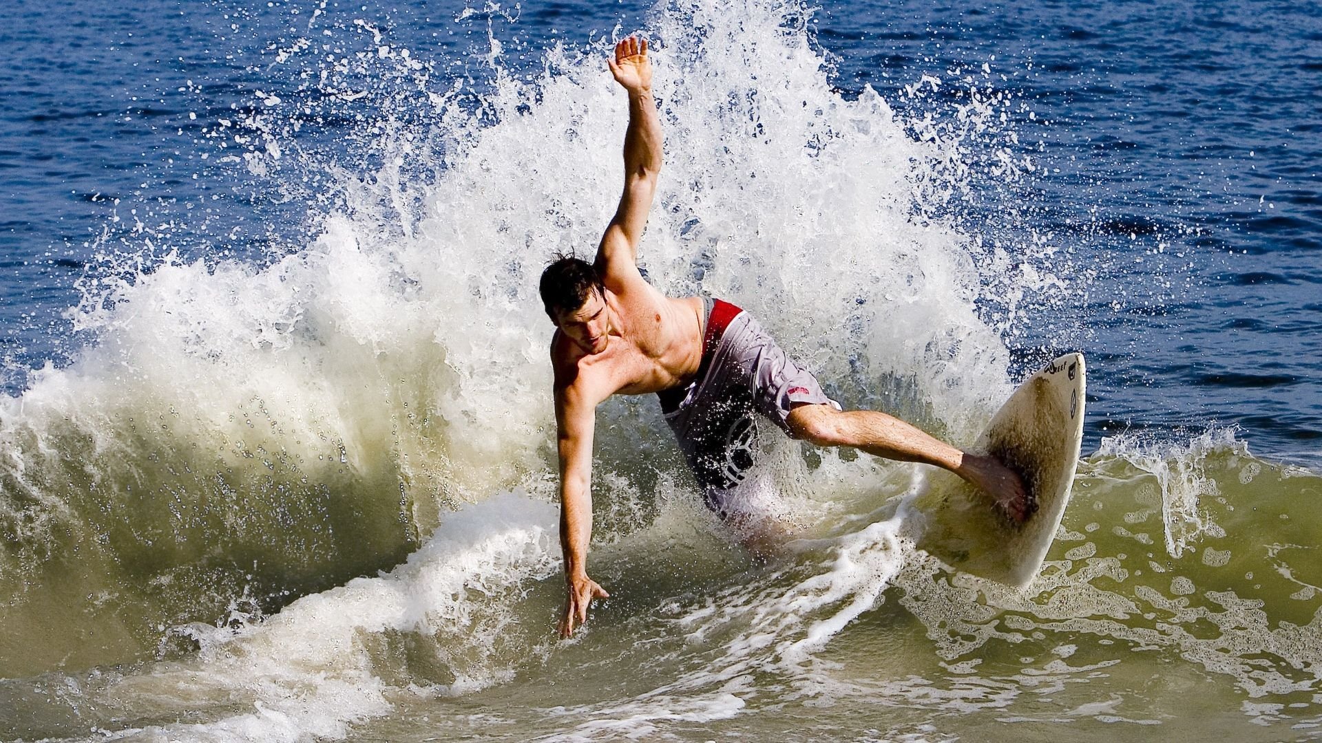 青训中心提供模拟选拔日增强实战心理适应力，青训选拔机制